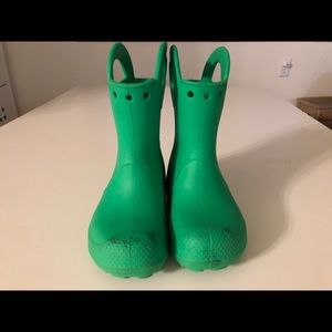 Crocs Handle It green rain boots size 9